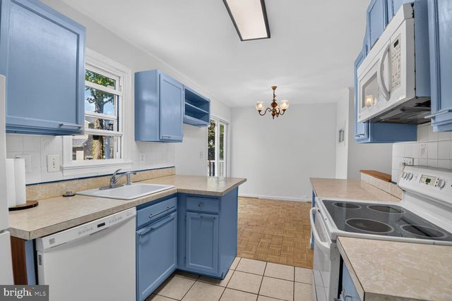 1017 HYDE PARK DR, Annapolis, MD 21403