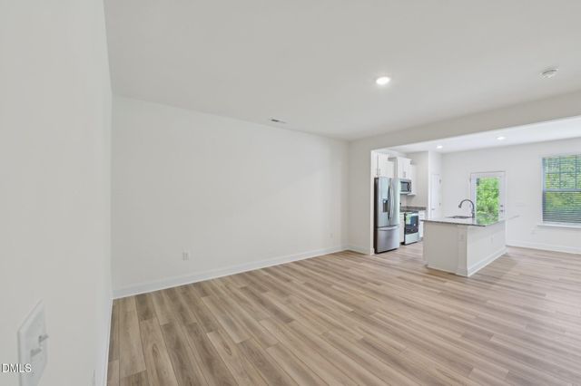 654 Sefton Park Drive, Zebulon, NC 27597
