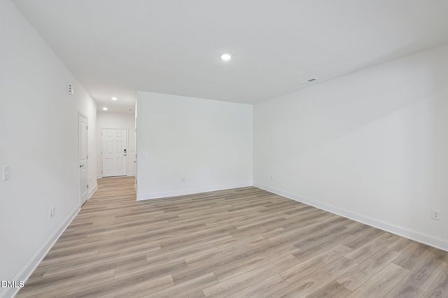 654 Sefton Park Drive, Zebulon, NC 27597