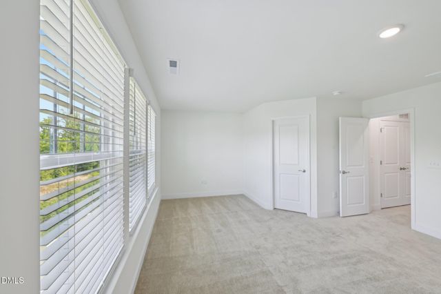 654 Sefton Park Drive, Zebulon, NC 27597