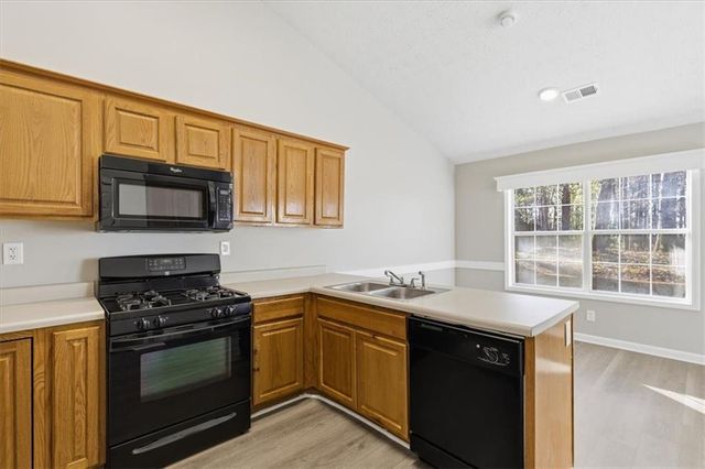 875 Oaklen View Drive, Sugar Hill, GA 30518