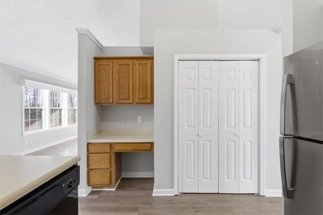 875 Oaklen View Drive, Sugar Hill, GA 30518