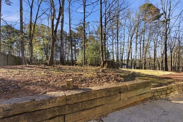 875 Oaklen View Drive, Sugar Hill, GA 30518