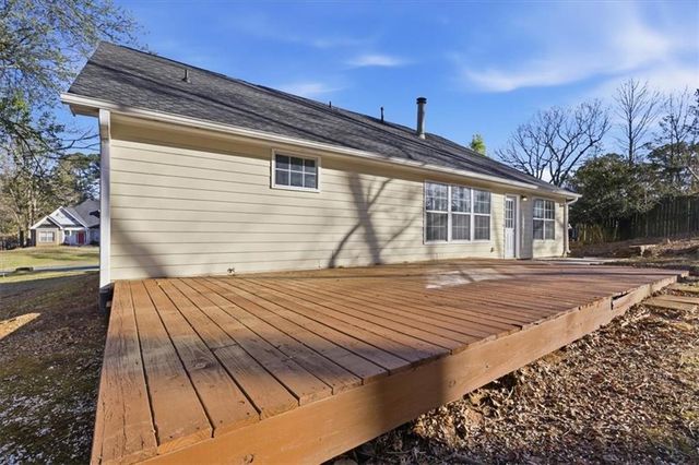 875 Oaklen View Drive, Sugar Hill, GA 30518