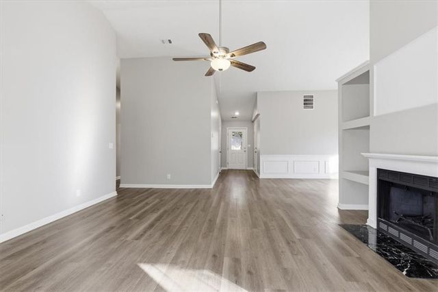 875 Oaklen View Drive, Sugar Hill, GA 30518