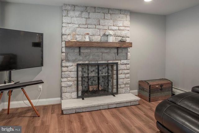 251 UPPER HOLLAND RD, Richboro, PA 18954