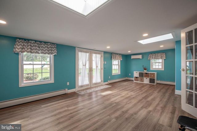 251 UPPER HOLLAND RD, Richboro, PA 18954