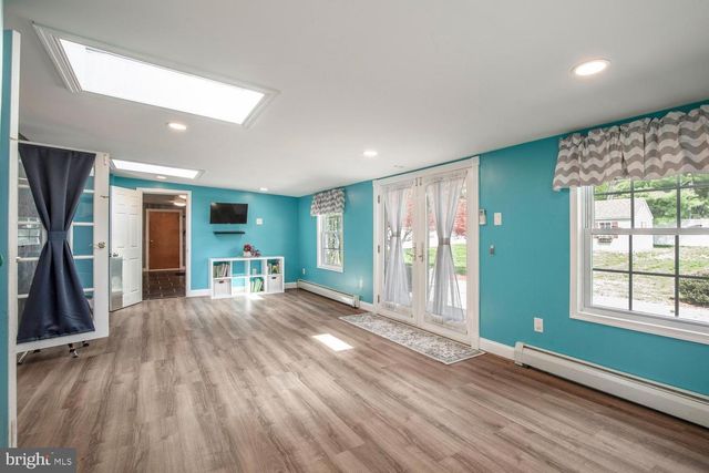 251 UPPER HOLLAND RD, Richboro, PA 18954