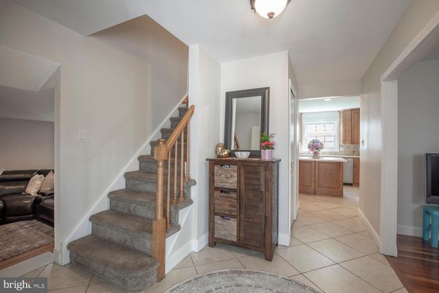 251 UPPER HOLLAND RD, Richboro, PA 18954