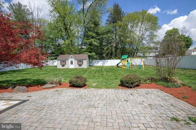 251 UPPER HOLLAND RD, Richboro, PA 18954