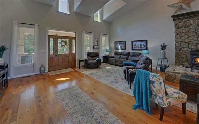 280 Cherokee Court, Ellijay, GA 30540