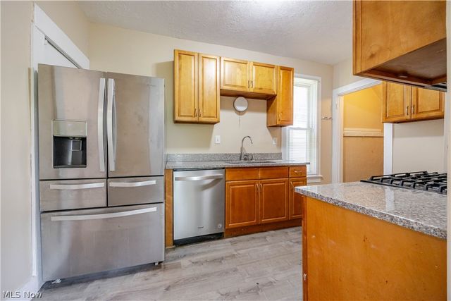 1516 E 86th Street, Cleveland, OH 44106