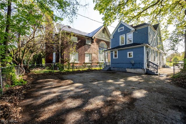 1516 E 86th Street, Cleveland, OH 44106