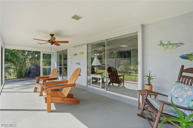 2500 10th ST N, Naples, FL 34103