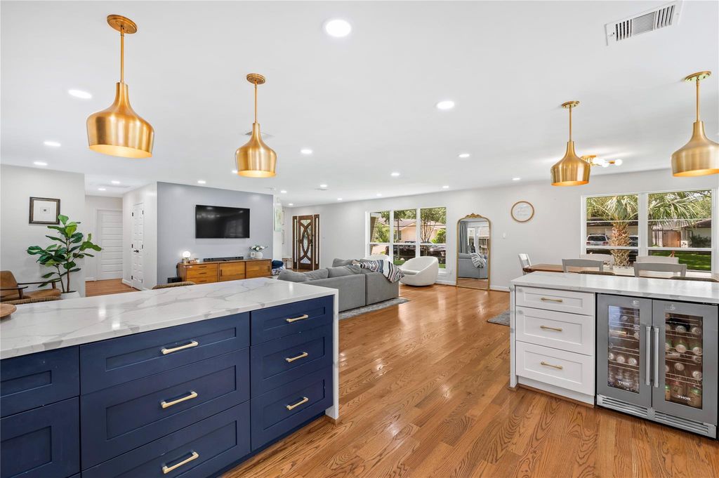 4434 Cheena Drive, Houston, TX 77096