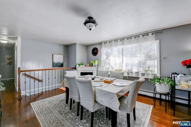 21 Normandy Circle, Hopatcong, NJ 07843