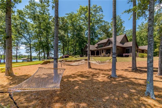 136 Phoenix Drive, Eatonton, GA 31024