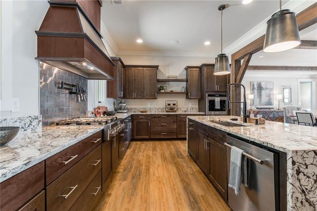 136 Phoenix Drive, Eatonton, GA 31024