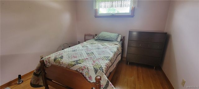 39 Angela Lane, Cheektowaga, NY 14225