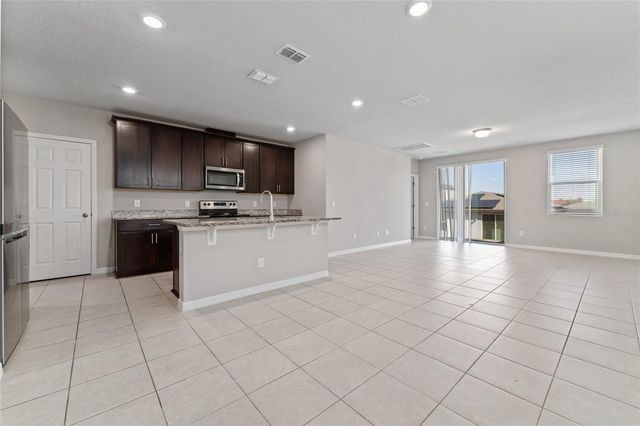 3085 BELLA VISTA DRIVE, Davenport, FL 33897