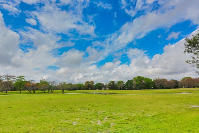 6401 N University Drive 210, Tamarac, FL 33321