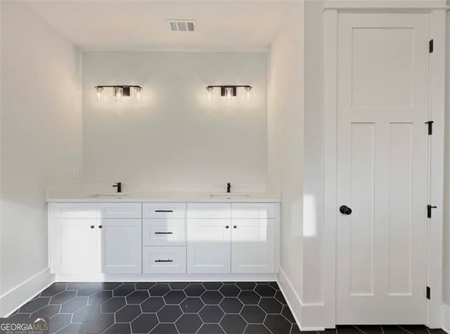 115 Palisade Drive, Rydal, GA 30171