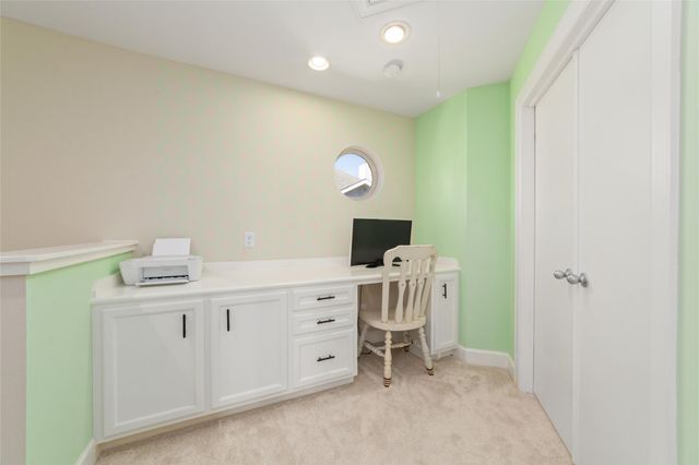 516 Westcross Street, Houston, TX 77018