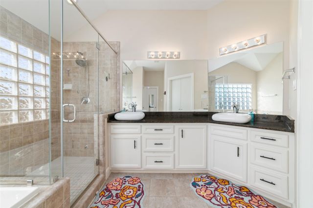 516 Westcross Street, Houston, TX 77018