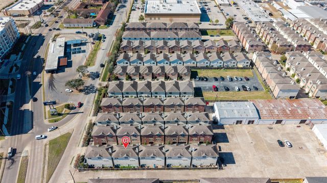 516 Westcross Street, Houston, TX 77018