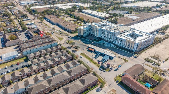 516 Westcross Street, Houston, TX 77018