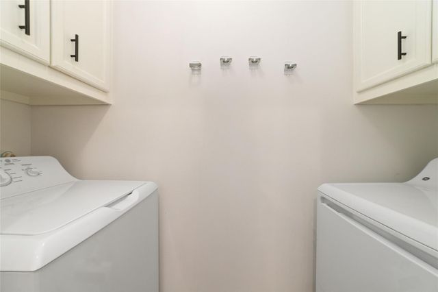 516 Westcross Street, Houston, TX 77018