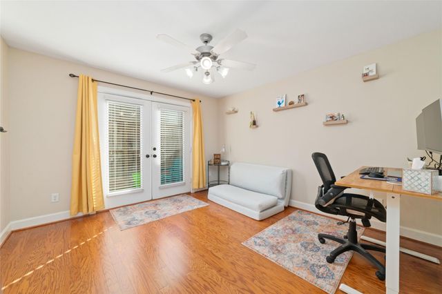 516 Westcross Street, Houston, TX 77018