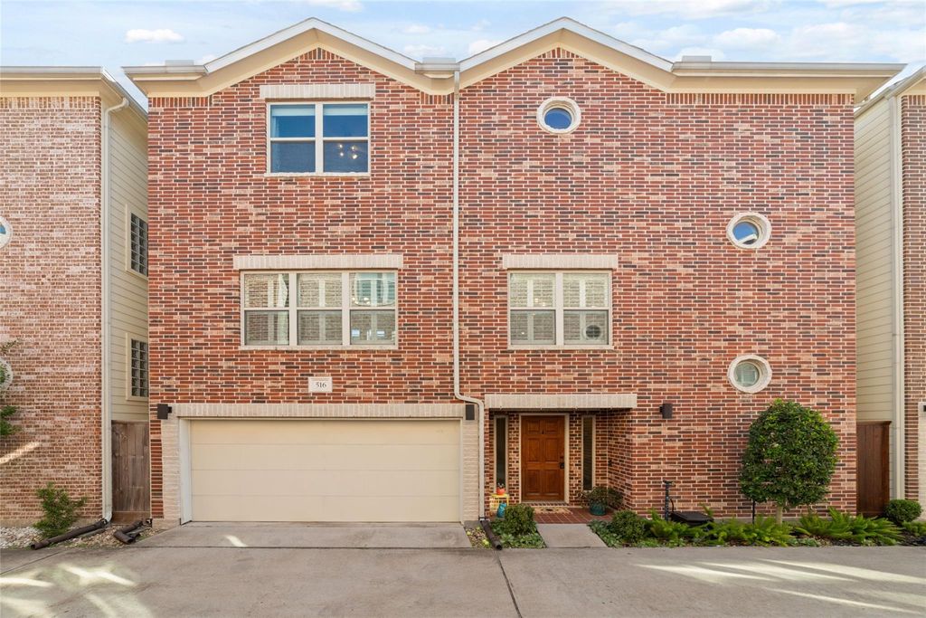 516 Westcross Street, Houston, TX 77018