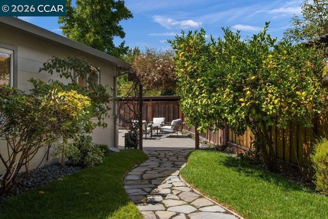 714 Glenside Circle, Lafayette, CA 94549