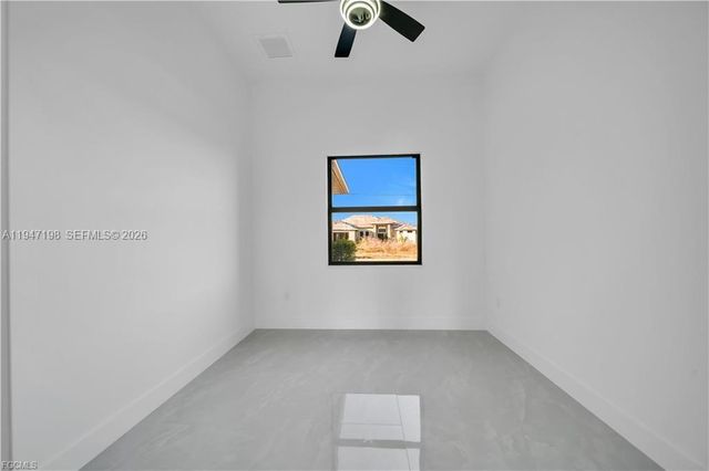 3105 28th ST SW, Lehigh Acres, FL 33976