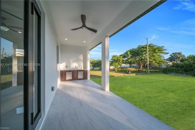 3105 28th ST SW, Lehigh Acres, FL 33976