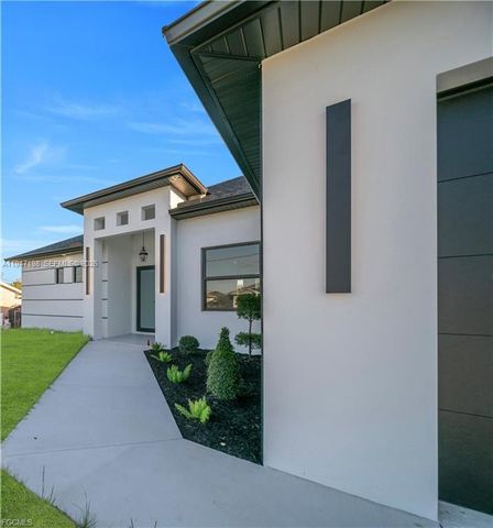 3105 28th ST SW, Lehigh Acres, FL 33976