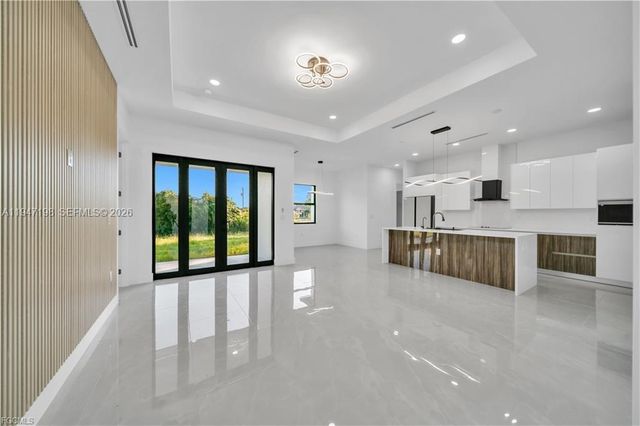 3105 28th ST SW, Lehigh Acres, FL 33976