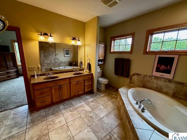 35382 480th Street, Kasota, MN 56050