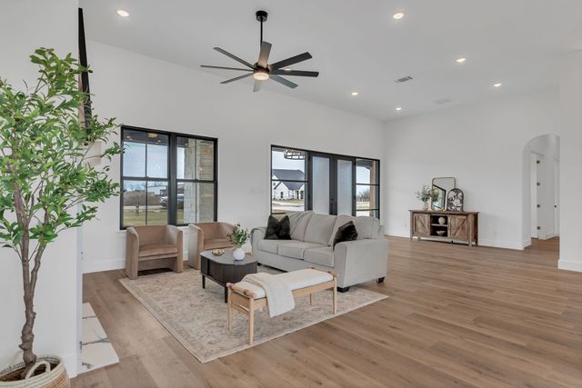 1440 Saguaro Trail, Joshua, TX 76058