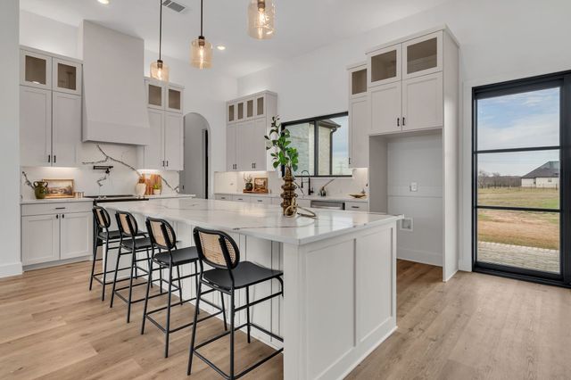 1440 Saguaro Trail, Joshua, TX 76058