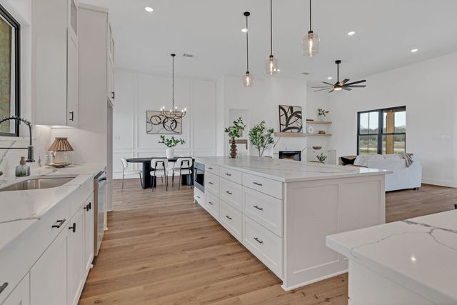 1440 Saguaro Trail, Joshua, TX 76058