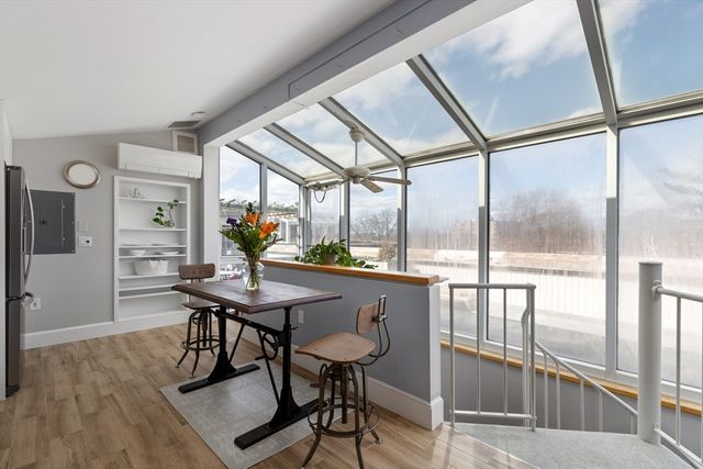 35 Walden St 34, Cambridge, MA 02140