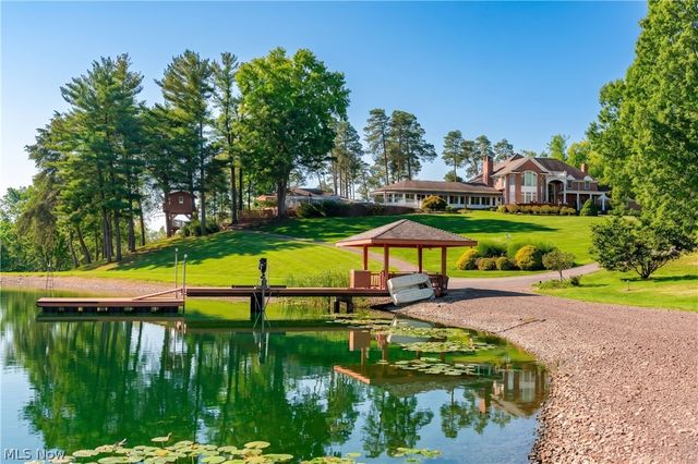 7575 Benner Road, New Franklin, OH 44614