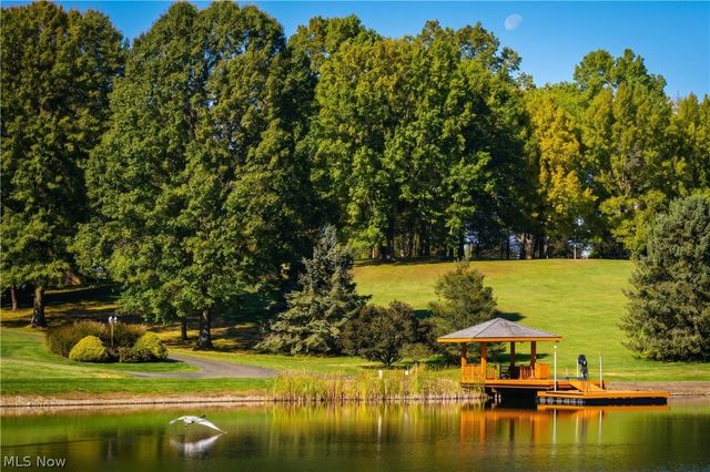 7575 Benner Road, New Franklin, OH 44614