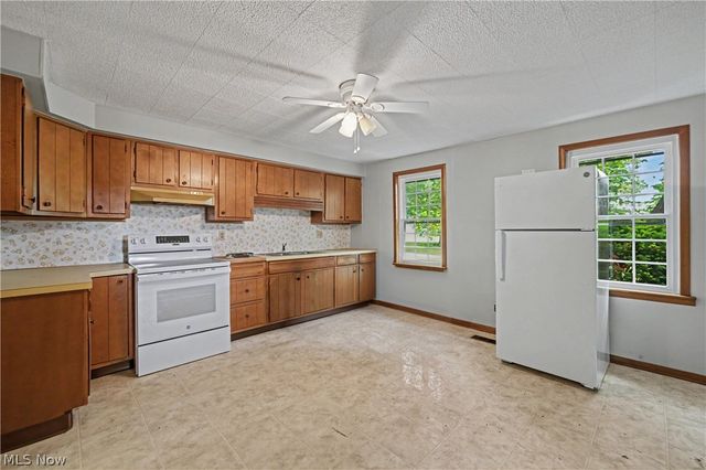 7575 Benner Road, New Franklin, OH 44614