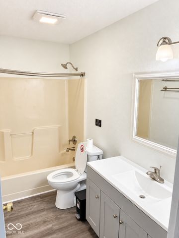 776 Alvey Court, Greenwood, IN 46143