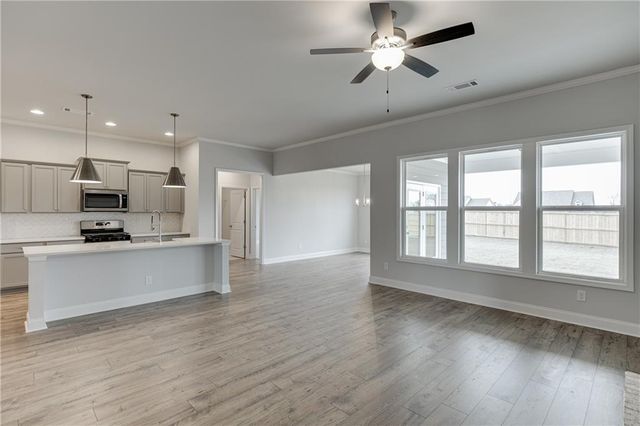 196 Oakdale Road, Jefferson, GA 30549