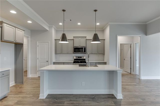 196 Oakdale Road, Jefferson, GA 30549