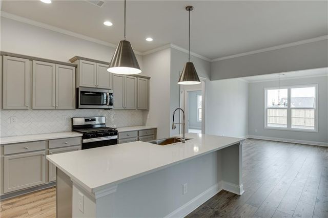 196 Oakdale Road, Jefferson, GA 30549